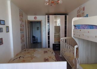 Продается 2-комнатная квартира, 64.3 м2, Ростов, улица Добролюбова, 31