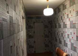 Продажа трехкомнатной квартиры, 63.4 м2, село Ремонтное, улица 70 лет Октября, 2