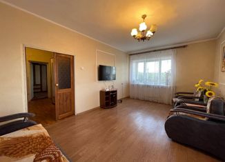 3-комнатная квартира на продажу, 74.1 м2, село Савватеевка, улица Токарева, 34