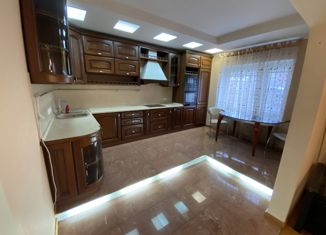 Продажа 3-ком. квартиры, 101 м2, Москва, Воротынская улица, 10к1, район Куркино