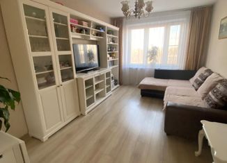 Трехкомнатная квартира на продажу, 60 м2, Москва, Загорьевский проезд, 11, Загорьевский проезд