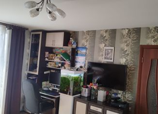 Продается 1-ком. квартира, 38 м2, Кронштадт, улица Зосимова, 4