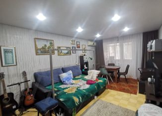 Продажа трехкомнатной квартиры, 59.1 м2, Будённовск, 1-й микрорайон, 1