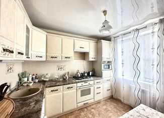 Продажа 2-комнатной квартиры, 50.1 м2, Ахтубинск, улица Агурина, 12