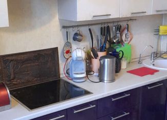 Продажа 2-ком. квартиры, 54.1 м2, Москва, Новоясеневский проспект, 32к1, район Ясенево