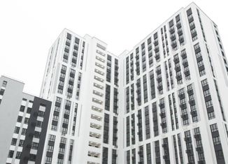 Продаю 2-ком. квартиру, 67.99 м2, Самара, улица Николая Панова, 38, метро Российская