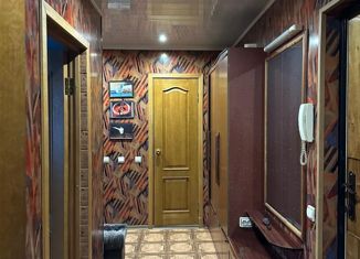 2-ком. квартира на продажу, 50 м2, поселок городского типа Знаменка, улица Ленина, 11