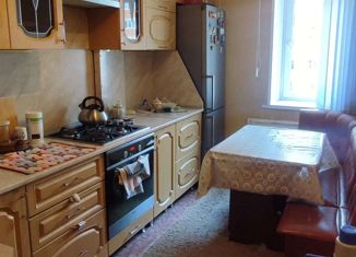 Продам 4-ком. квартиру, 80 м2, Стерлитамак, Коммунистическая улица, 75