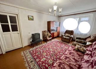 Трехкомнатная квартира на продажу, 61 м2, Шахты, Луговой переулок, 36