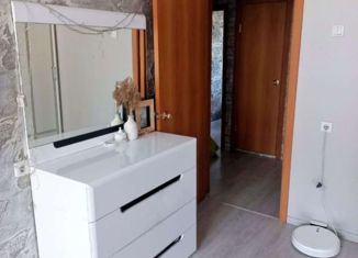 Продажа 2-ком. квартиры, 64.4 м2, посёлок Красное Поле, улица Белопольского, 3