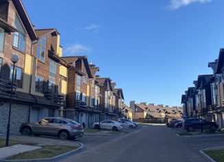 Продам таунхаус, 392 м2, поселение Воскресенское, улица Юрьев Сад