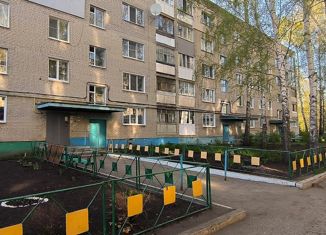 Продается 2-ком. квартира, 51.1 м2, село Богословка, Советская улица, 17