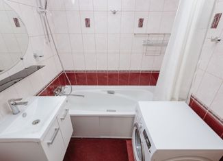 Продается 2-ком. квартира, 50 м2, Новосибирск, улица Ломоносова, 55, улица Ломоносова