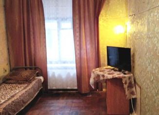 Сдам в аренду комнату, 81 м2, Санкт-Петербург, 10-я Советская улица, 14, метро Площадь Восстания