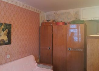 Продам трехкомнатную квартиру, 56 м2, Чебоксары, проспект Мира, 15А