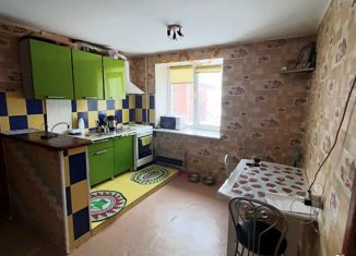 Продается 2-ком. квартира, 44.5 м2, Кунгур, улица Свердлова, 104