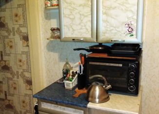 Продаю комнату, 90 м2, Екатеринбург, проспект Орджоникидзе, 12, проспект Орджоникидзе