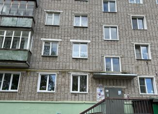 Продажа 3-ком. квартиры, 51 м2, Киров, улица Монтажников, 20, Октябрьский район