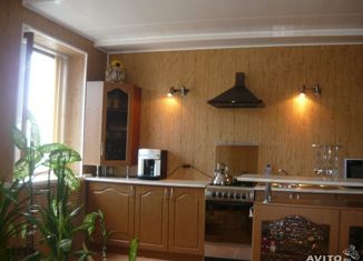 Продам трехкомнатную квартиру, 54.8 м2, Приморско-Ахтарск, Октябрьская улица, 74