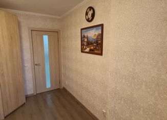 Продается 3-комнатная квартира, 71.4 м2, Ленинградская область, проспект Авиаторов Балтики, 3к1