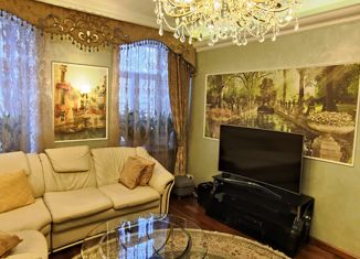 Продается 4-комнатная квартира, 112.3 м2, Москва, Новая Басманная улица, 31с3, метро Бауманская