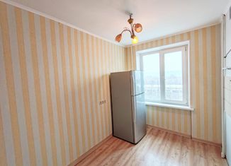 Продажа двухкомнатной квартиры, 37 м2, Москва, улица Каховка, 13к2