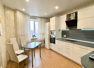 Продам 2-ком. квартиру, 53 м2, Ижевск, Фронтовая улица, 4, Карлутский район