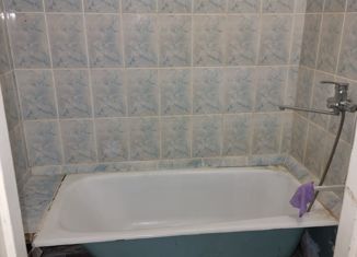 Продается 3-комнатная квартира, 66.1 м2, Асбест, улица Пархоменко, 17