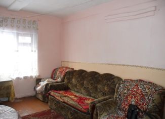 Продаю 2-ком. квартиру, 43 м2, село Троицкое, Молодёжная улица, 6