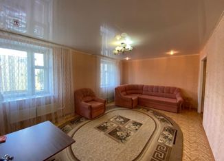 Продается четырехкомнатная квартира, 108.3 м2, Мелеуз, улица Бурангулова, 19