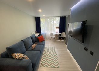 Продам 2-комнатную квартиру, 41.5 м2, Санкт-Петербург, улица Червонного Казачества, 8, улица Червонного Казачества