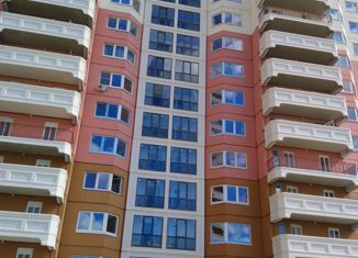 Продаю двухкомнатную квартиру, 57 м2, Звенигород, 3-й микрорайон, 18