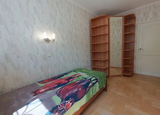 Продается 2-комнатная квартира, 42.6 м2, Самара, улица Георгия Ратнера, 19, метро Победа