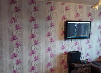 Продаю 1-ком. квартиру, 34.5 м2, Боровичи, улица Виталия Бианки, 41