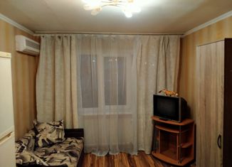 Продаю комнату, 15 м2, Новороссийск, улица Видова, 182