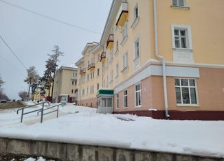 Продаю 4-комнатную квартиру, 108 м2, Новоуральск, улица Ленина, 58