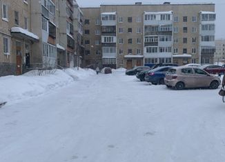 Продается 1-комнатная квартира, 34.9 м2, Полевской, улица Бажова, 3