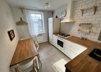 Продажа 4-ком. квартиры, 88.8 м2, Казань, улица Фатыха Амирхана, 22, Ново-Савиновский район