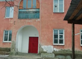 2-ком. квартира на продажу, 63 м2, рабочий посёлок Вышков, Кооперативная улица, 19