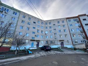 Продам 3-ком. квартиру, 55.6 м2, Элиста, 6-й микрорайон, 26А, 6-й микрорайон