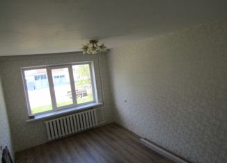 2-комнатная квартира на продажу, 52.2 м2, посёлок городского типа Советский, Первомайская улица, 27