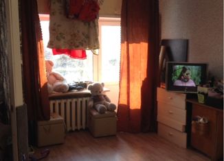 Продается однокомнатная квартира, 27.7 м2, Екатеринбург, улица Бажова, 74, метро Динамо