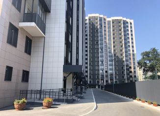 Продается трехкомнатная квартира, 83.3 м2, Казань, Вахитовский район, улица Достоевского, 57