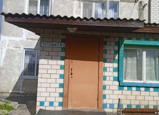 Продаю 4-комнатную квартиру, 92 м2, деревня Михейково, Школьный переулок, 8