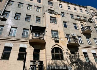 Продажа четырехкомнатной квартиры, 135.5 м2, Москва, улица Жуковского, 9, метро Чистые пруды