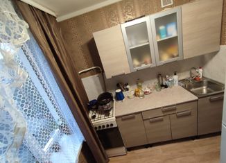 Продам двухкомнатную квартиру, 42 м2, Старая Русса, Минеральная улица, 40