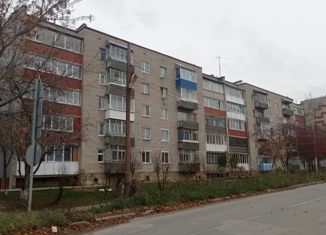 Продажа 3-ком. квартиры, 57.2 м2, Красноуфимск, улица Сухобского, 37