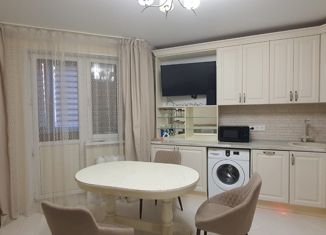 Двухкомнатная квартира на продажу, 70.8 м2, Краснодар, ЖК Каскад, улица Дмитрия Благоева, 31к2