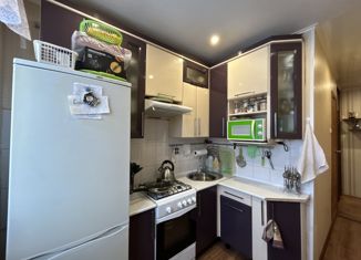 Продажа 2-комнатной квартиры, 44.4 м2, Луга, улица Красной Артиллерии, 36