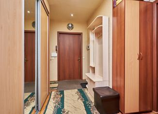 Продажа 3-ком. квартиры, 71 м2, Москва, улица Сергея Макеева, 6, улица Сергея Макеева